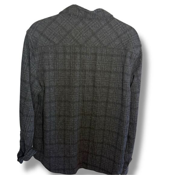 Chaps Men’s Plaid Flannel Button-Down Shirt in Charcoal Gray Medium - Picture 5 of 5